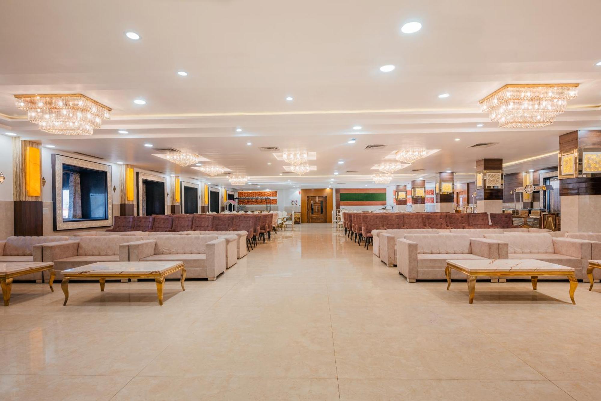 Hotel Vasdaa Grand デヘラードゥーン エクステリア 写真
