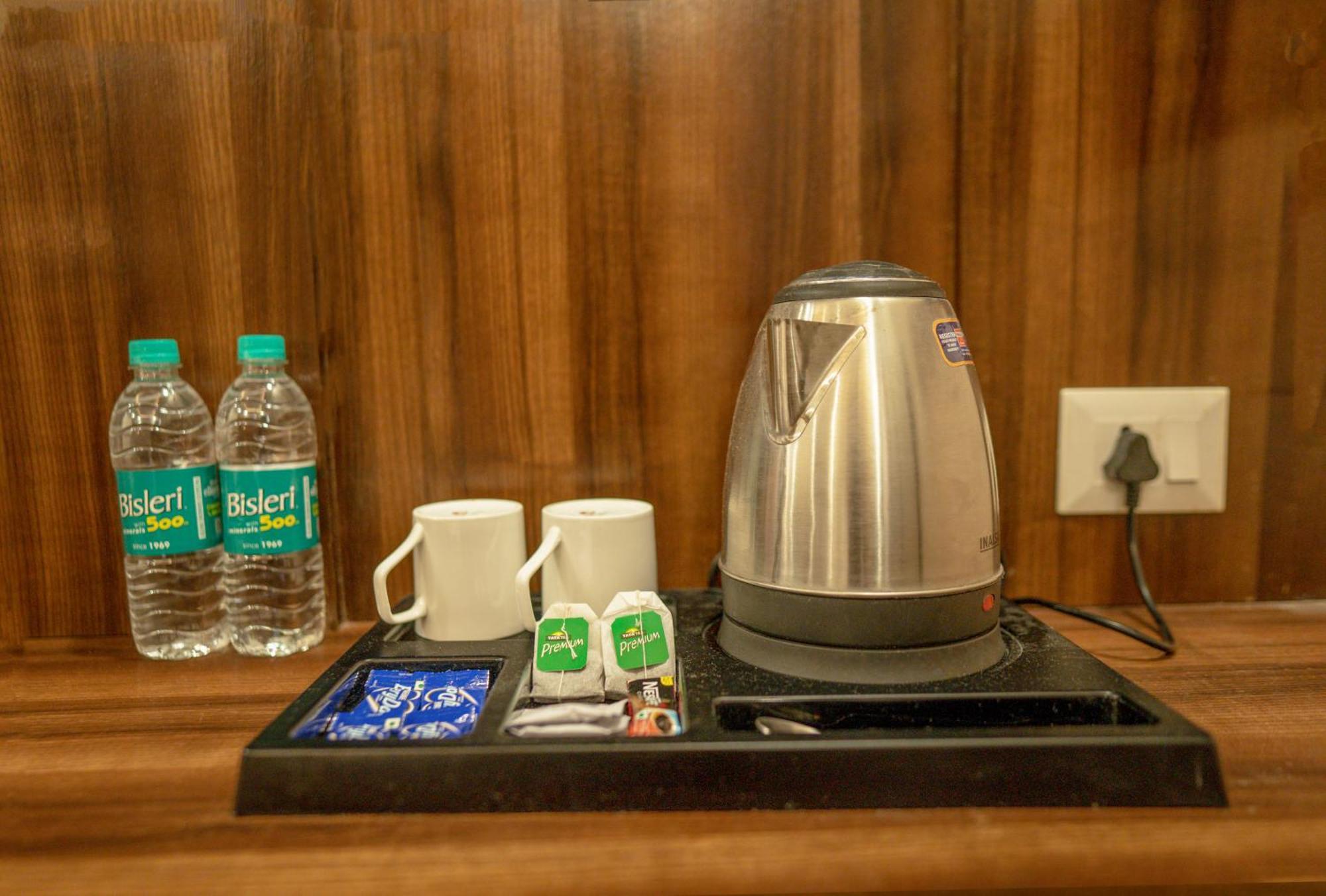 Hotel Vasdaa Grand デヘラードゥーン エクステリア 写真